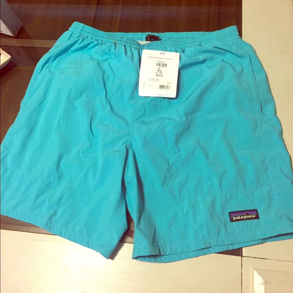 Patagonia swim trunks - medium